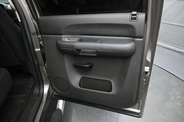 Used 2013 Chevrolet Silverado 1500 LT w/ Convenience Package RWD image 14