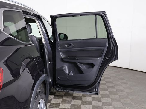 Used 2020 Volkswagen Atlas SEL R-Line image 29