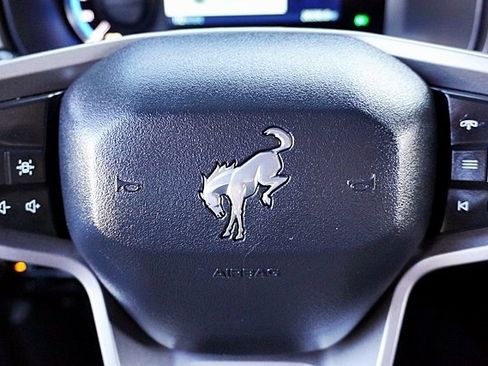 Used 2021 Ford Bronco Badlands image 35