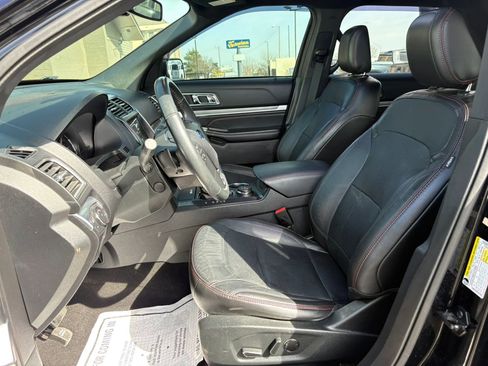 Used 2018 Ford Explorer Sport w/ Equipment Group 401A image 27