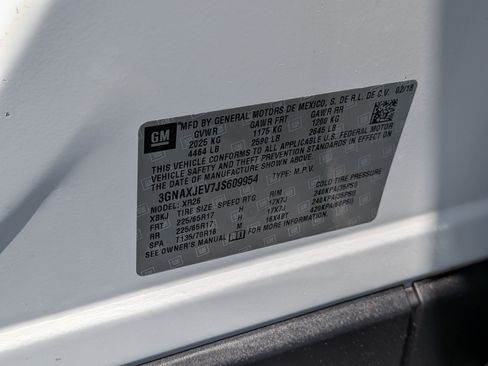 Used 2018 Chevrolet Equinox LT FWD image 22