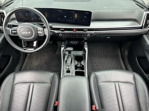Certified 2024 Kia Sorento S image 14