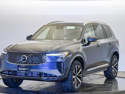 New 2026 Volvo XC90 B5 Core