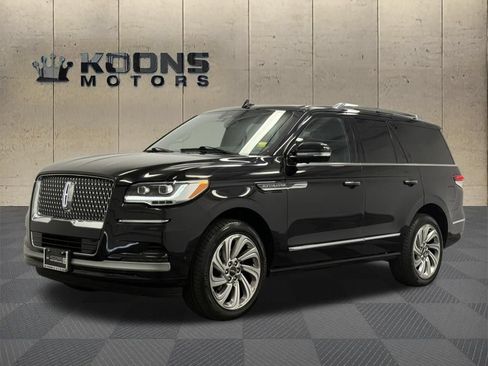 Certified 2023 Lincoln Navigator Reserve AWD/4WD image 1