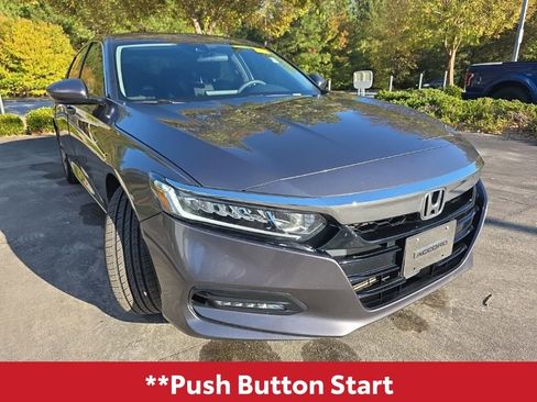 Used 2020 Honda Accord EX image 10