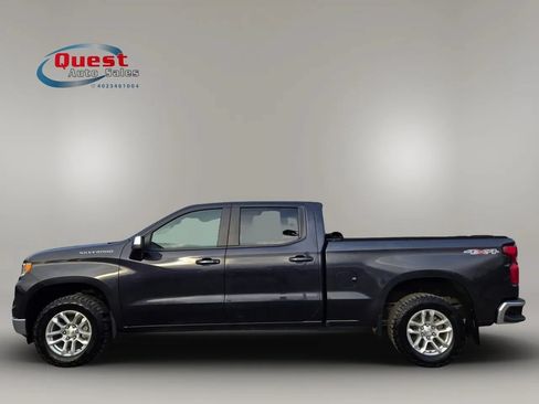 Used 2023 Chevrolet Silverado 1500 LT w/ Max Trailering Package AWD/4WD image 2