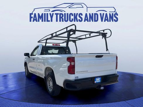 Used 2022 Chevrolet Silverado 1500 W/T w/ Trailering Package RWD image 3