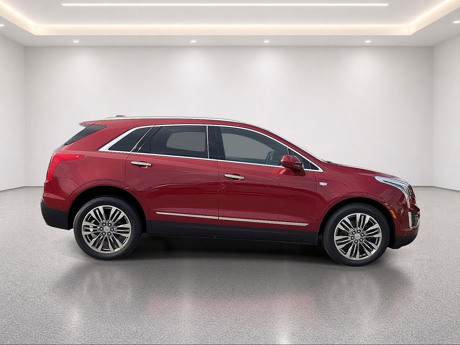 Used 2017 Cadillac XT5 Premium Luxury w/ Driver Assist Package FWD image 6