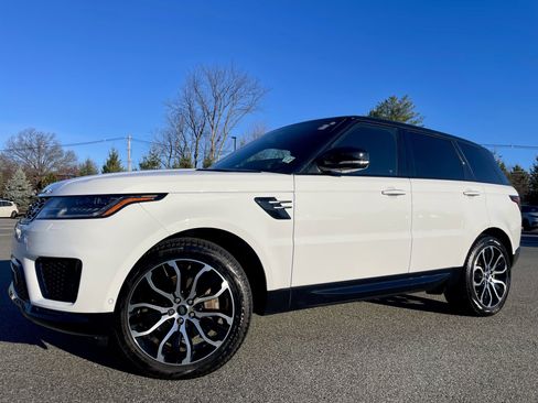 Certified 2022 Land Rover Range Rover Sport HSE Silver Edition image 36