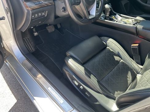 Used 2017 Nissan Maxima Platinum w/ Medallion Package image 27