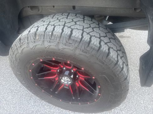 Used 2020 Chevrolet Silverado 1500 LT w/ Fleet Comfort Package image 10