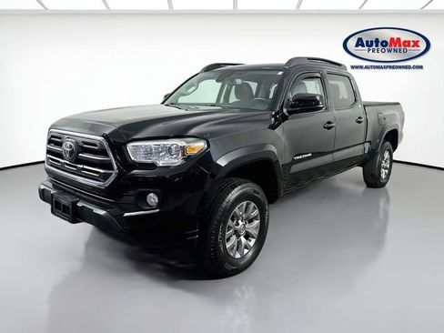 Used 2019 Toyota Tacoma SR5 AWD/4WD image 4