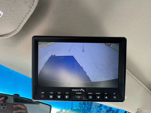 Used 2018 Chevrolet Express 3500 w/ Power Convenience Package image 13