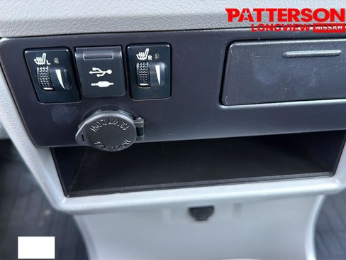 Used 2020 Toyota Sienna XLE w/ XLE Navigation Package FWD image 14