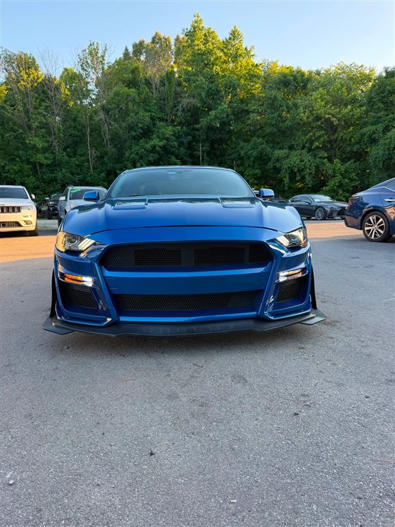 Used 2018 Ford Mustang GT RWD image 3
