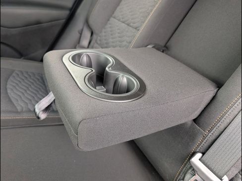 Used 2021 Chevrolet Equinox LT image 19