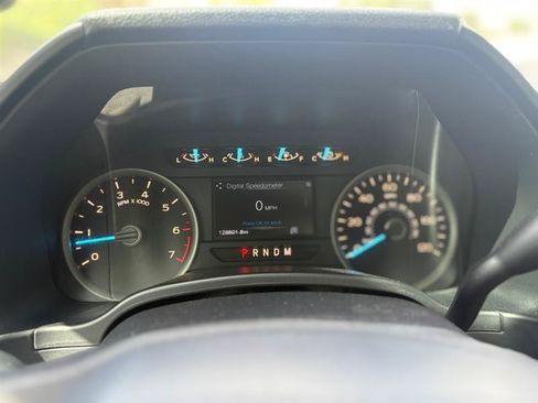 Used 2018 Ford F150 XLT w/ Equipment Group 302A Luxury AWD/4WD image 11