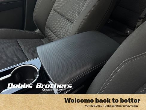 Used 2026 Chevrolet Equinox LT FWD image 22