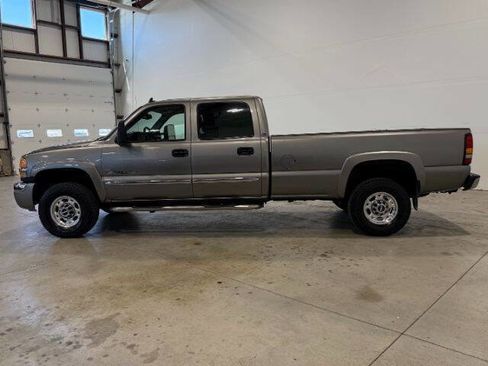 Used 2006 GMC Sierra 2500 SLT w/ Heavy-Duty Power Package AWD/4WD image 12