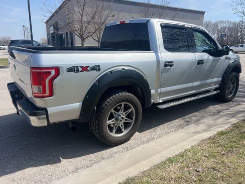 Used 2016 Ford F150 XLT image 5