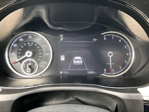 Certified 2025 Genesis GV70 2.5T Select w/ Select Package image 20