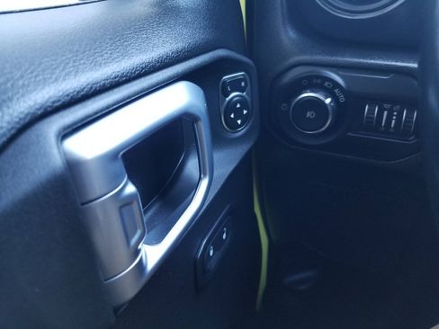 Used 2022 Jeep Wrangler Unlimited Sport AWD/4WD image 28