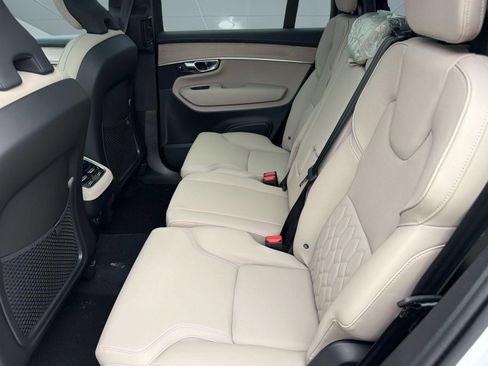 New 2026 Volvo XC90 B5 Core AWD/4WD image 20