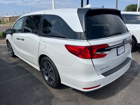 Used 2022 Honda Odyssey Touring image 4