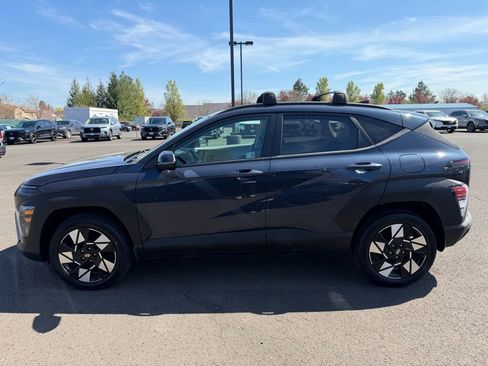 Used 2025 Hyundai Kona SEL AWD/4WD image 5