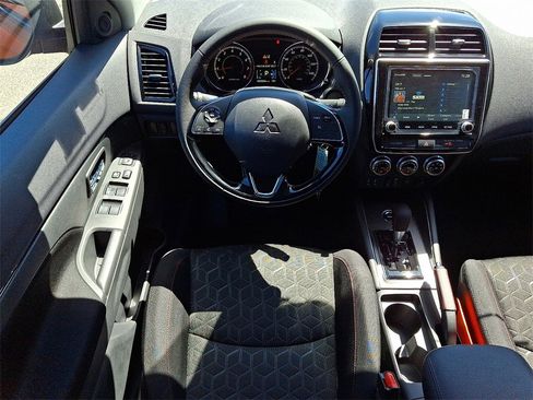 New 2025 Mitsubishi Outlander Sport LE image 7