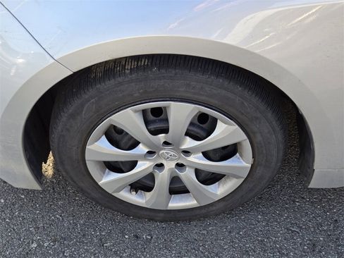 Used 2024 Toyota Corolla LE image 9