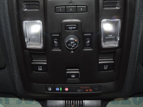 Used 2023 Chevrolet Tahoe Z71 w/ Luxury Package AWD/4WD image 50