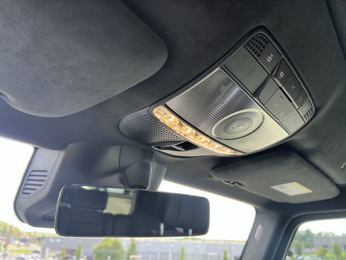 Used 2022 Mercedes-Benz G 550 image 25