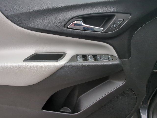 Used 2022 Chevrolet Equinox LS w/ LS Convenience Package AWD/4WD image 12