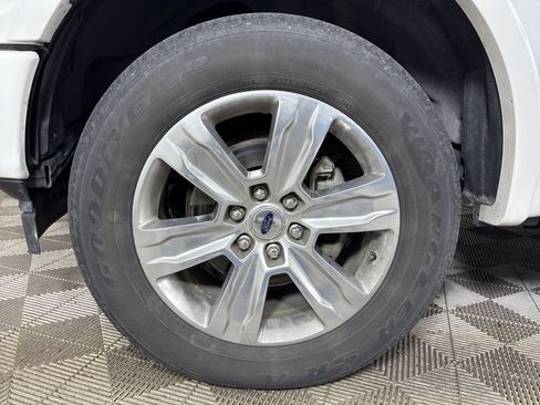 Used 2020 Ford F150 Platinum w/ Equipment Group 701A Luxury AWD/4WD image 12