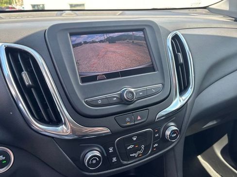 Used 2023 Chevrolet Equinox LT image 19