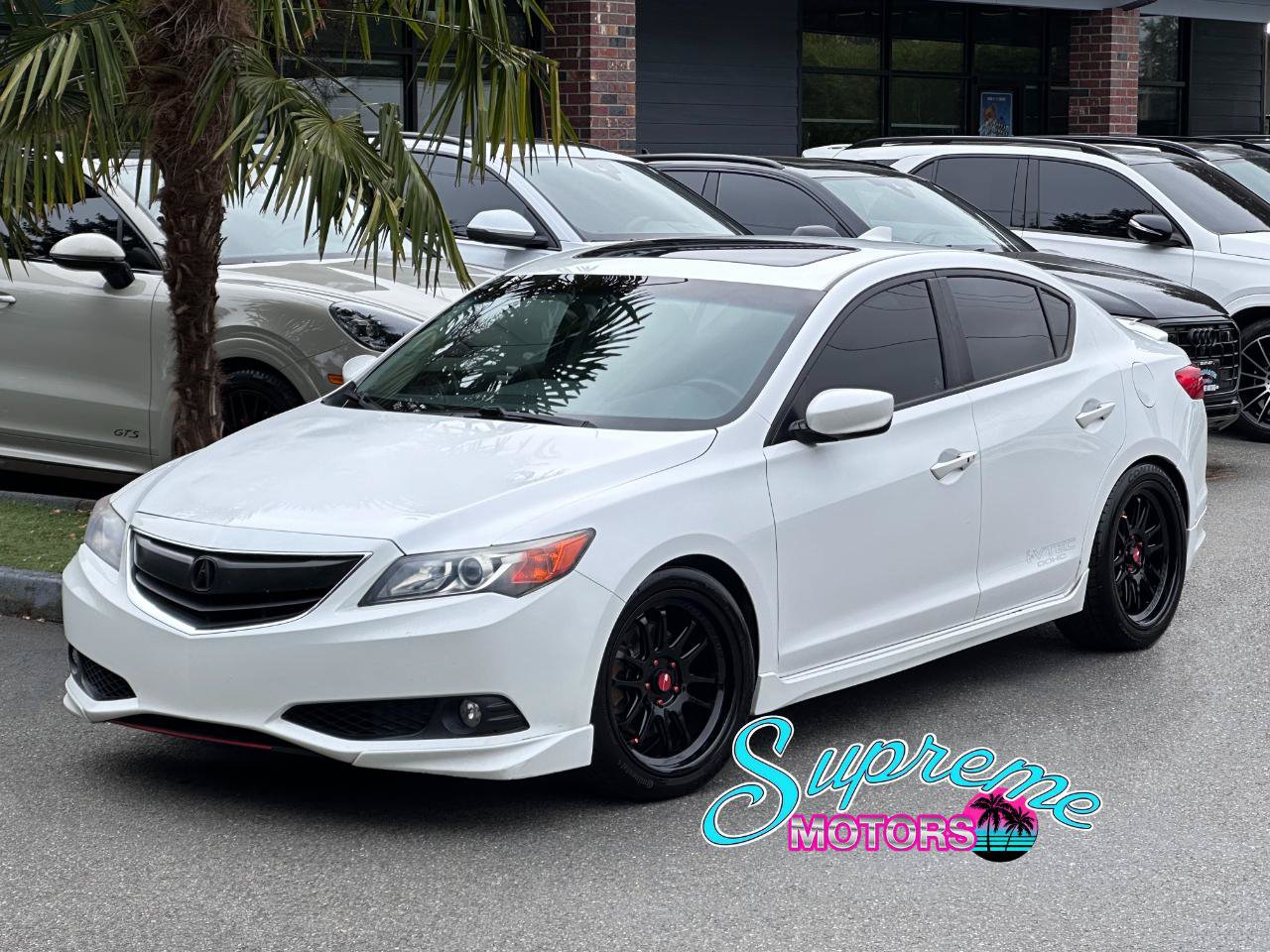 Used 2013 Acura ILX w/ Premium Package FWD image 1