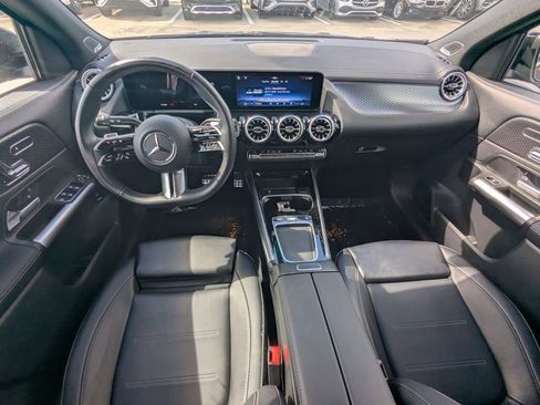 New 2025 Mercedes-Benz GLA 250 4MATIC image 2