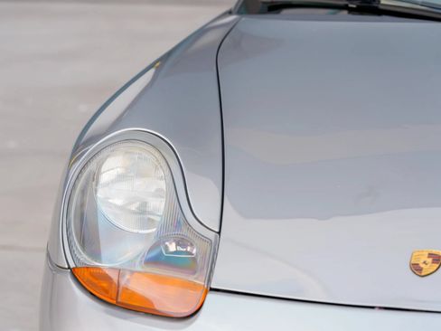 Used 1999 Porsche Boxster RWD image 81