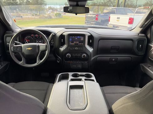 Used 2022 Chevrolet Silverado 1500 Custom image 15