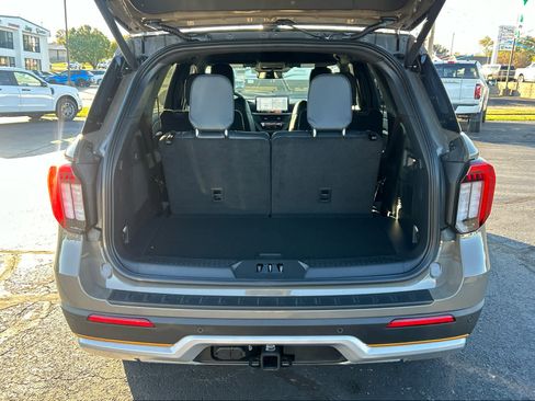 New 2026 Ford Explorer Tremor w/ Tremor Convenience Package image 7