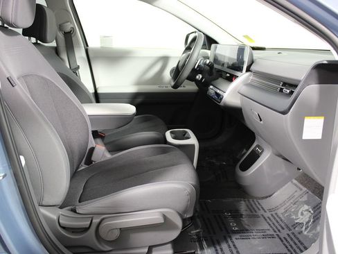 Used 2024 Hyundai Ioniq 5 SE image 9