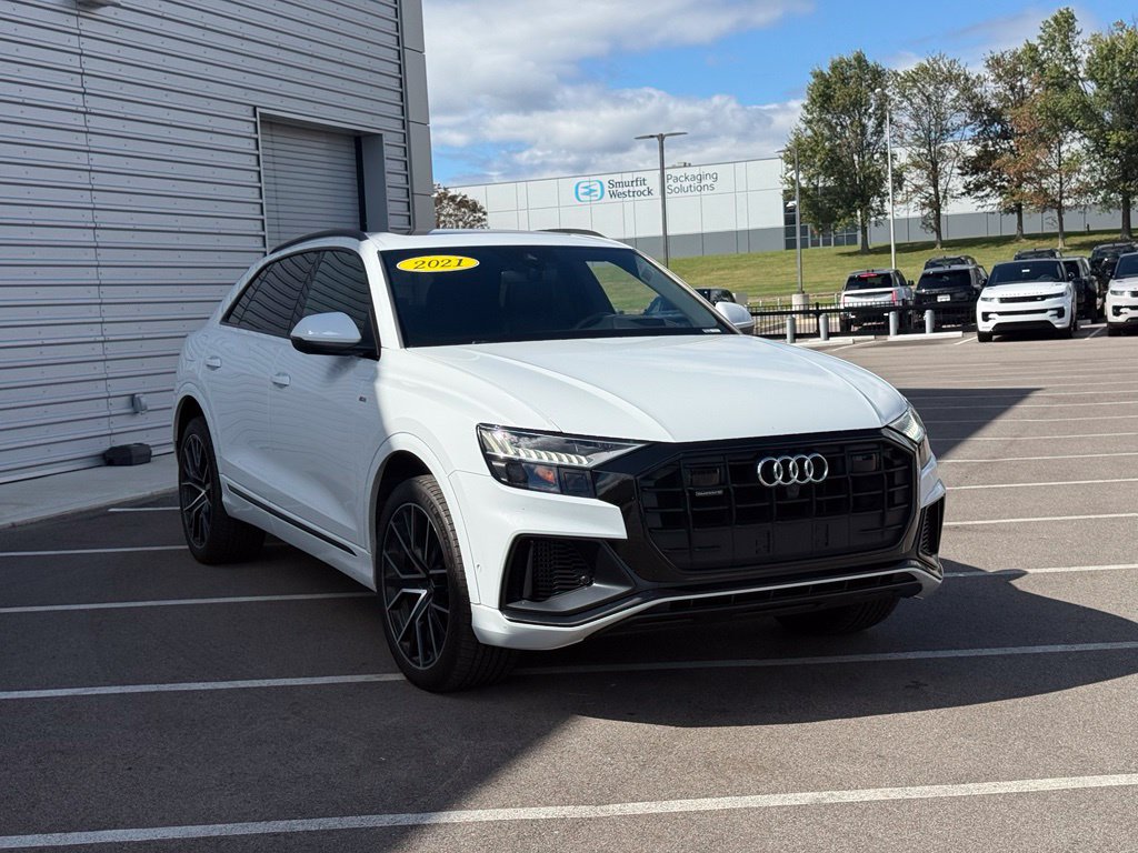 Used 2021 Audi Q8 Prestige AWD/4WD image 5