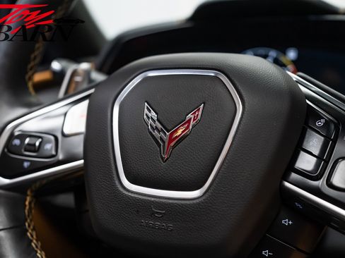 Used 2023 Chevrolet Corvette Stingray Preferred Conv w/ Z51 Performance Package RWD image 40