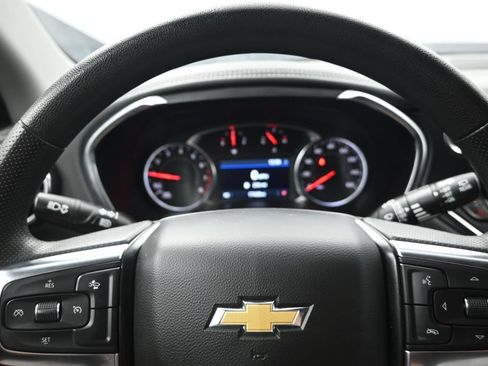 Used 2025 Chevrolet Blazer LT AWD/4WD image 13
