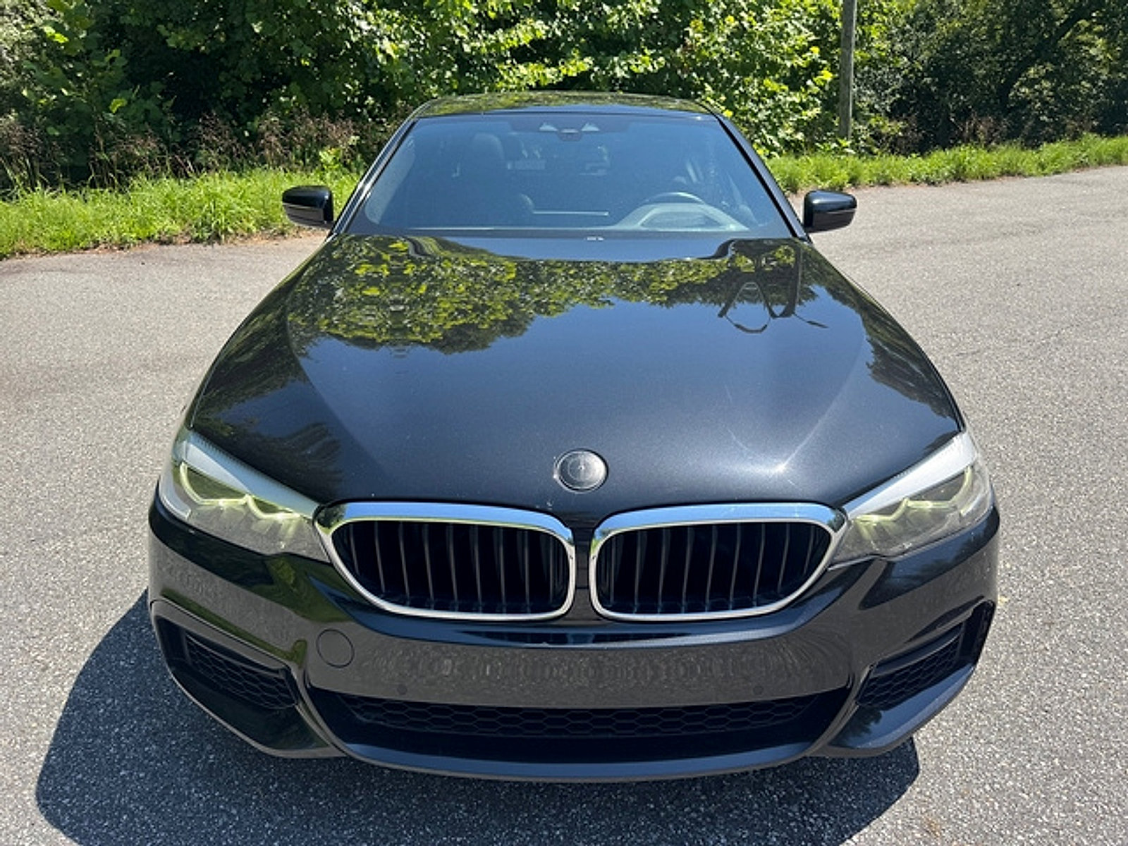 Used 2019 BMW 530i w/ M Sport Package RWD image 3