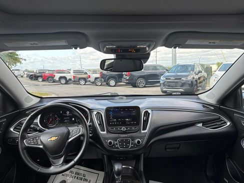 Used 2024 Chevrolet Malibu LT FWD image 19