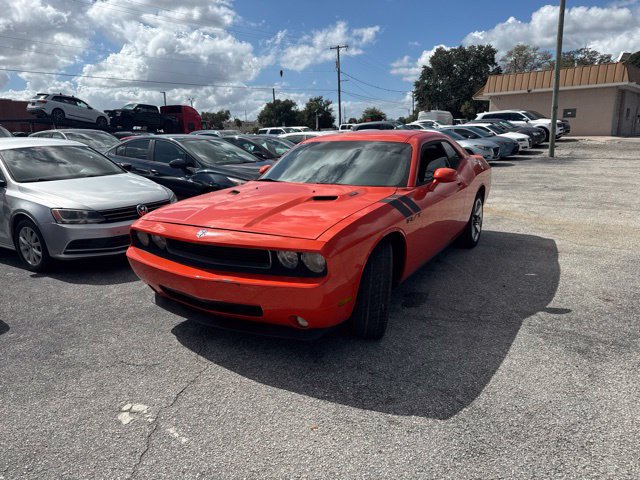 Used 2010 Dodge Challenger R/T RWD image 1