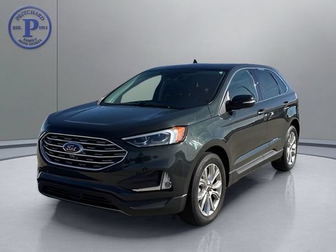 Used 2023 Ford Edge Titanium w/ Equipment Group 301A AWD/4WD image 3