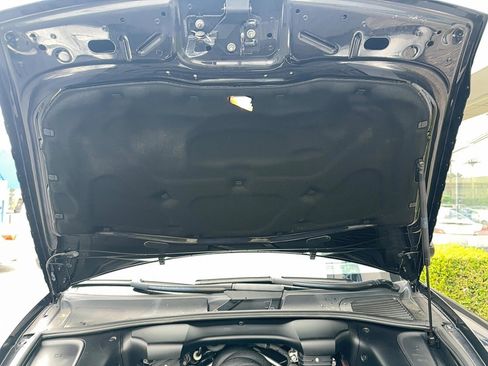 Used 2004 Porsche Cayenne S image 27